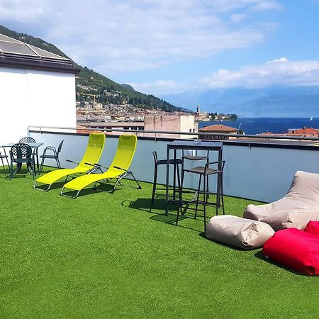 Lake Garda Hostel Сало Екстер'єр фото