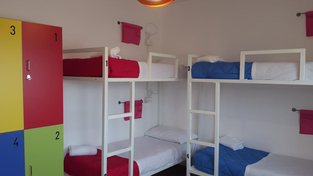Lake Garda Hostel Сало Екстер'єр фото